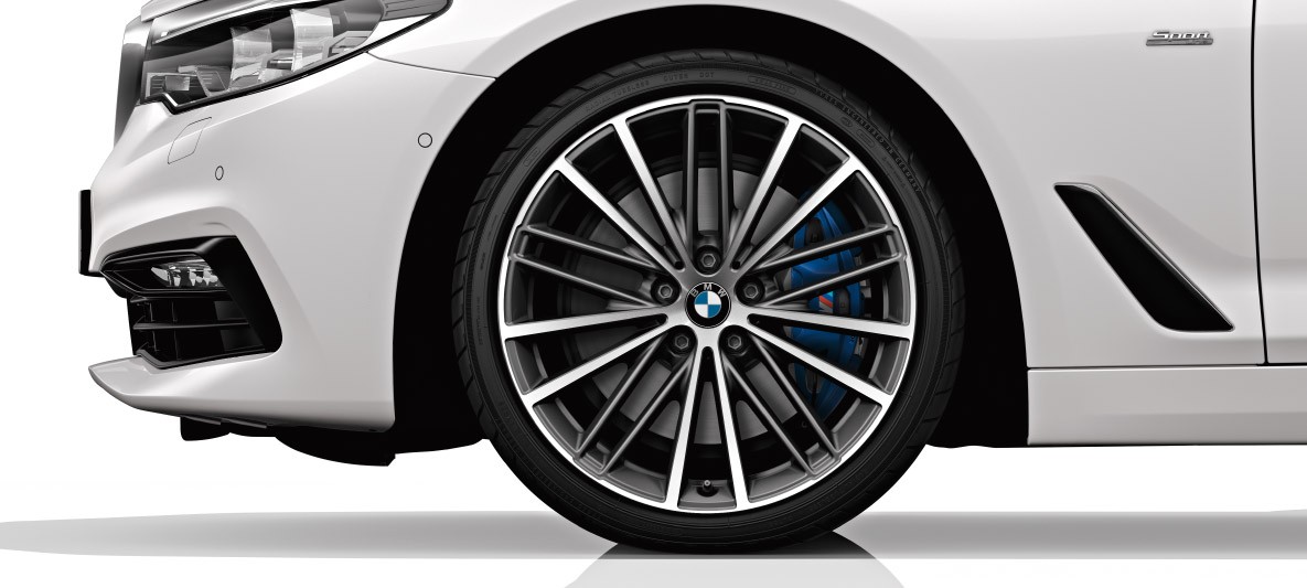 Yeni BMW 5 Serisi Sedan Sport Line