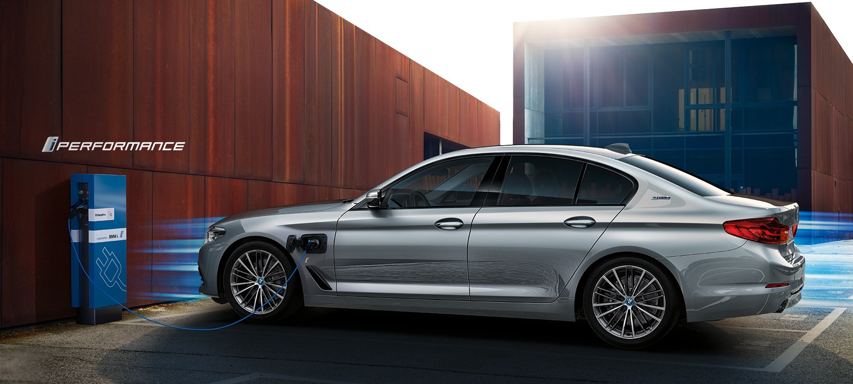 Yeni BMW 5 Serisi Sedan i Performance