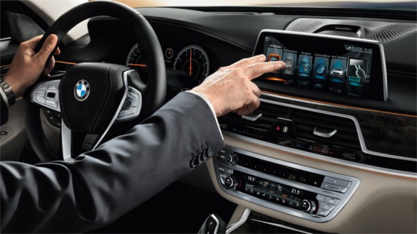 BMW 7 Serisi Sedan Yenilikci Islevsellik