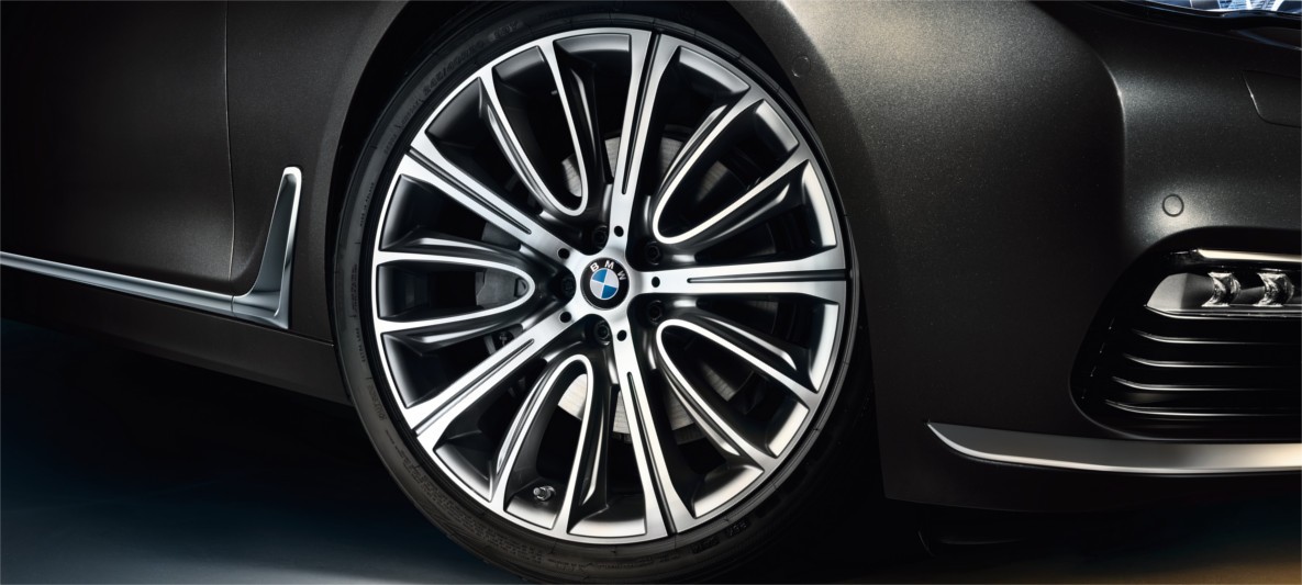 BMW 7 Serisi Sedan Tasarim