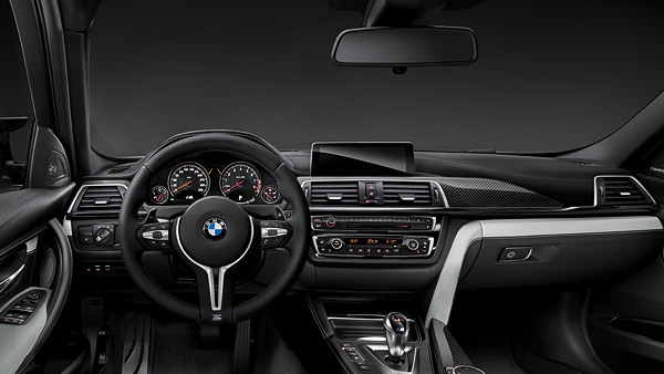 BMW M Serisi M3 Sedan Ic Tasarim