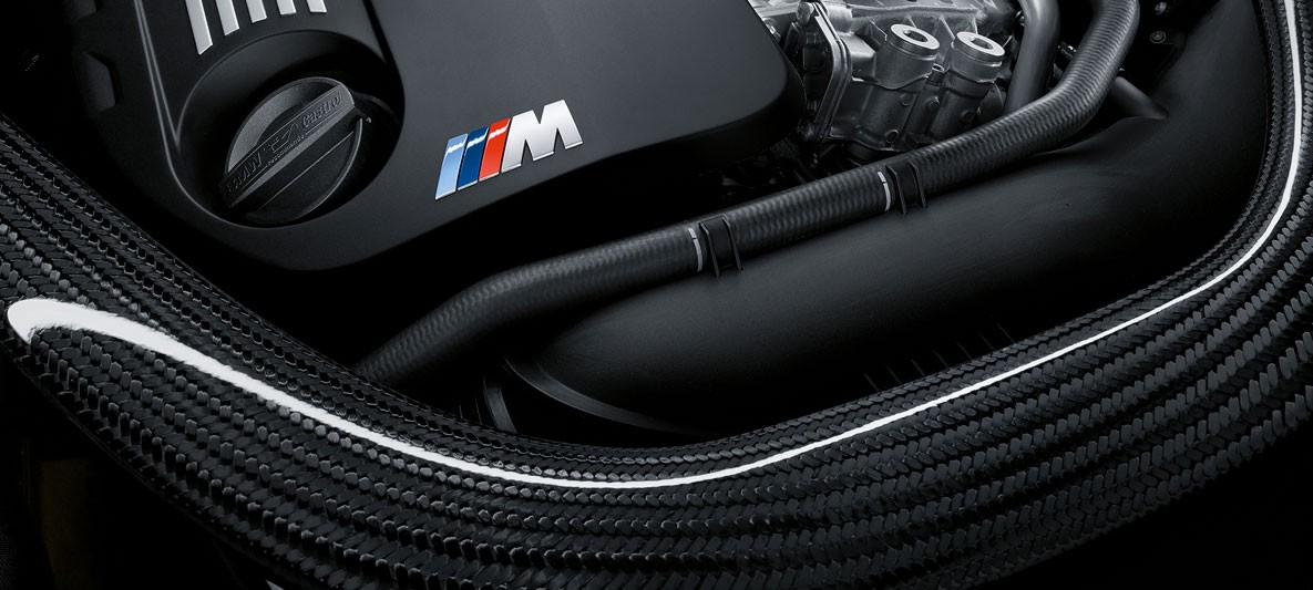 BMW M Serisi M3 Sedan Akıllı Hafif Yapi