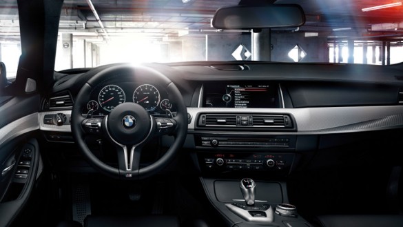 BMW M Serisi M5 Sedan Tasarim