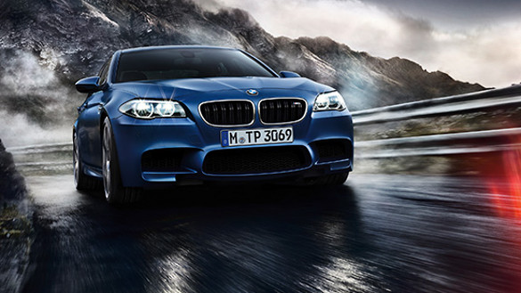 BMW M Serisi M5 Sedan M Servotronic