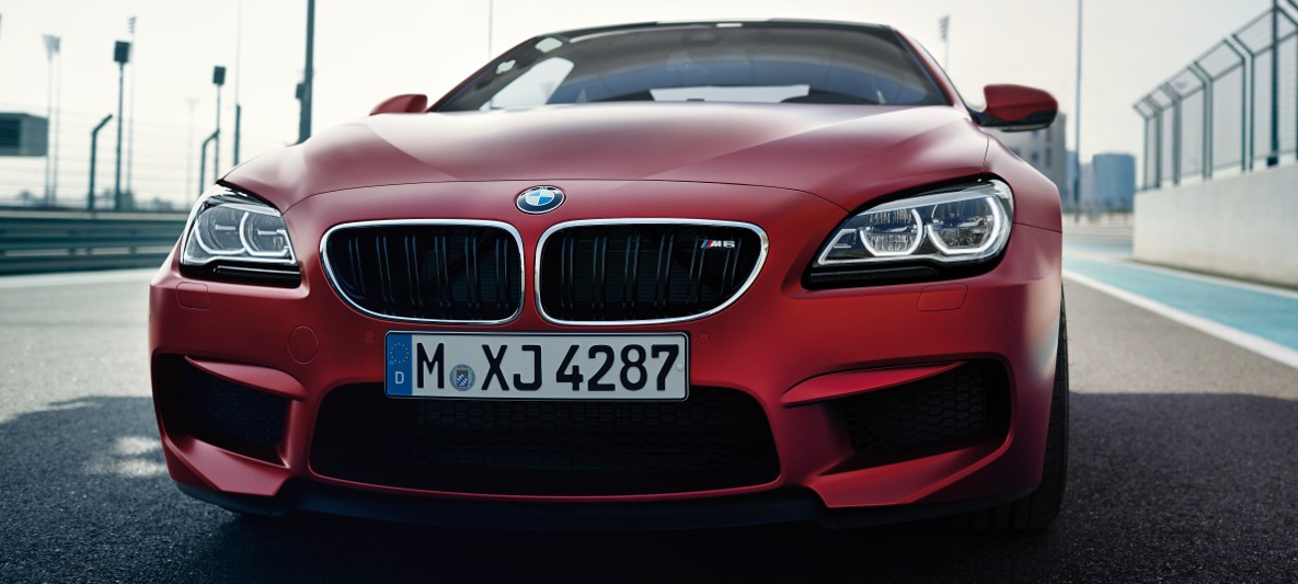 BMW M Serisi M6 Coupe Yaris Paketi