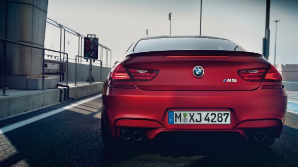 BMW M Serisi M6 Coupe Yaris Paketi