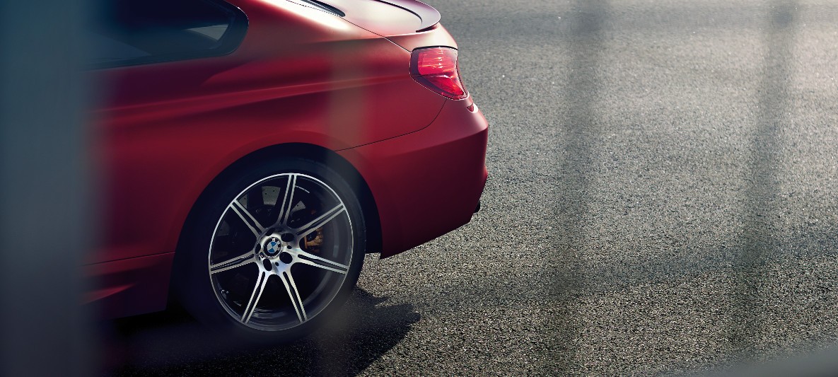 BMW M Serisi M6 Coupe Yaris Paketi