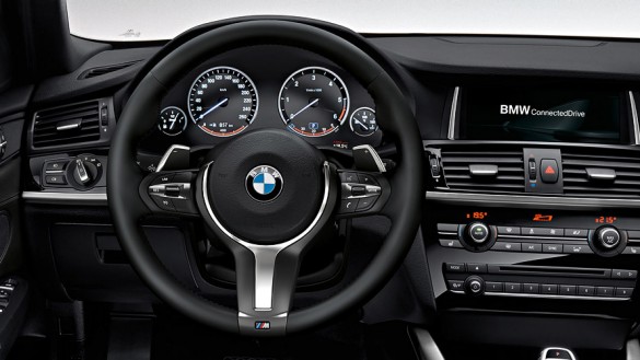 BMW X Serisi X4 Degisken Spor Direksiyon