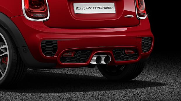 MINI John Cooper Works Guclu Eksoz Cikisi