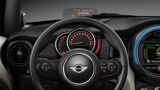 MINI Cabrio Head Up Display